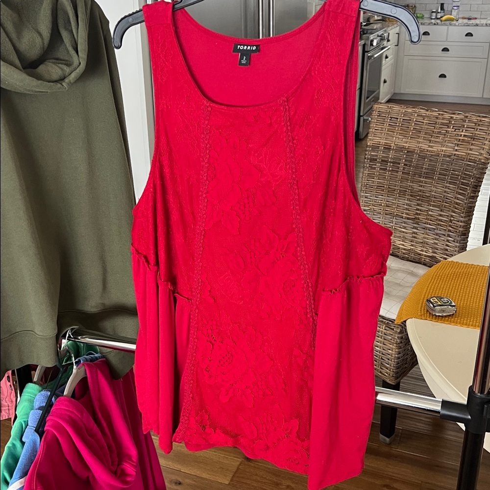 Torrid size 2x sleeveless red stretch lace top